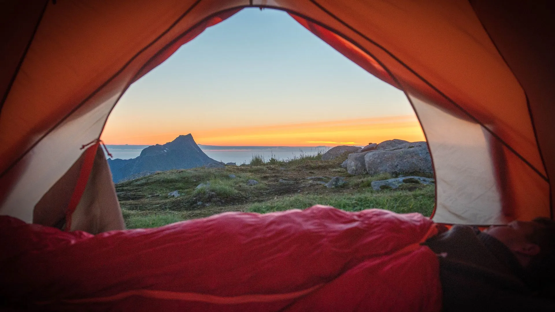 Wat Geef Je Iemand Die Op Reis Gaat? [Tips] - The Green Tourist